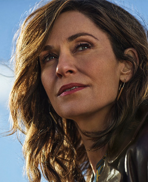 Amy Brenneman as Zoe McDonald