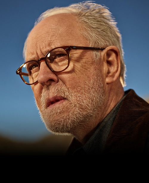 John Lithgow as Harold Harper